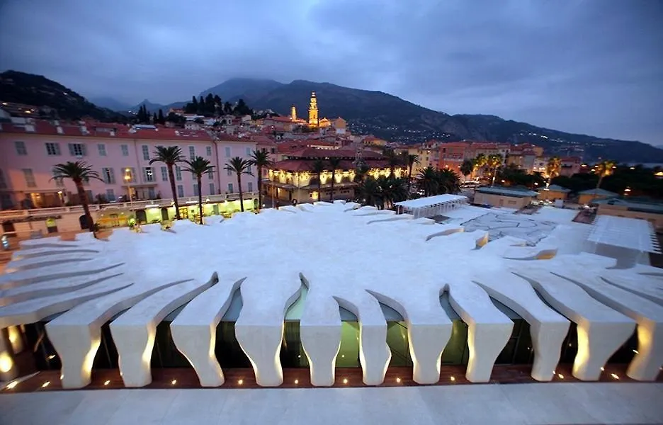 Menton: Superbe Appartement Апартаменты Ментона